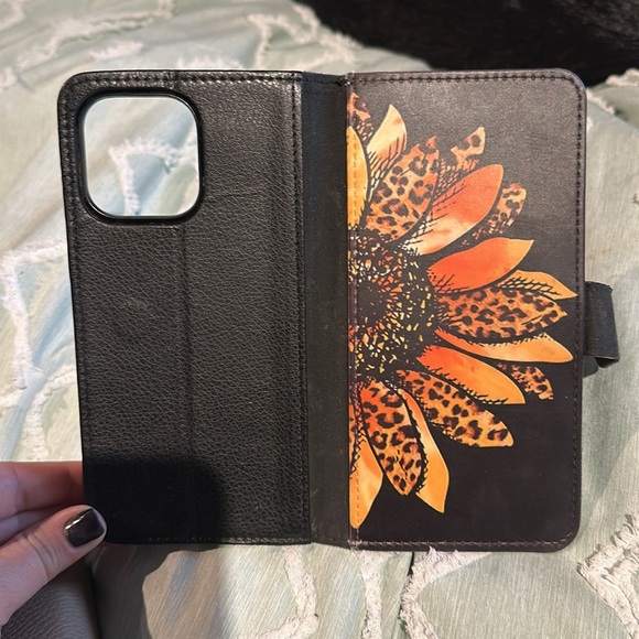 iPhone 14 Pro Max case with wallet - Picture 1 of 2